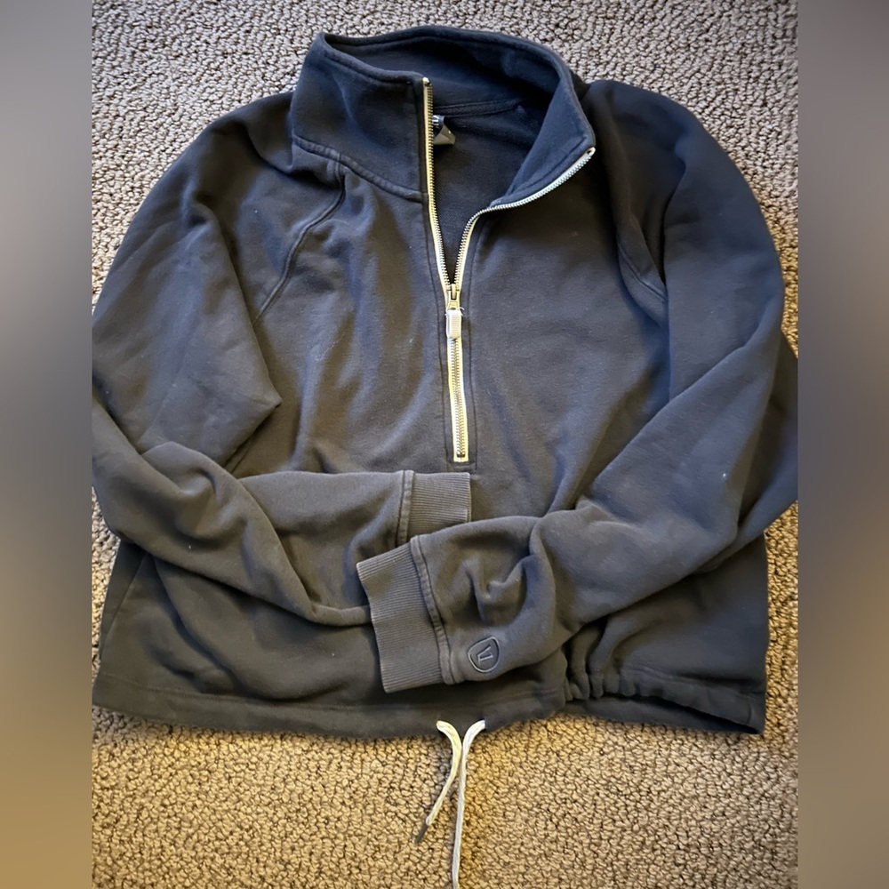 Vuori Navy Half-Zip Pullover Sweatshirt
